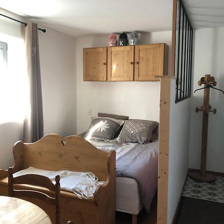Location Studio De 2 - 4 Personnes Hautecour  Exteriör bild